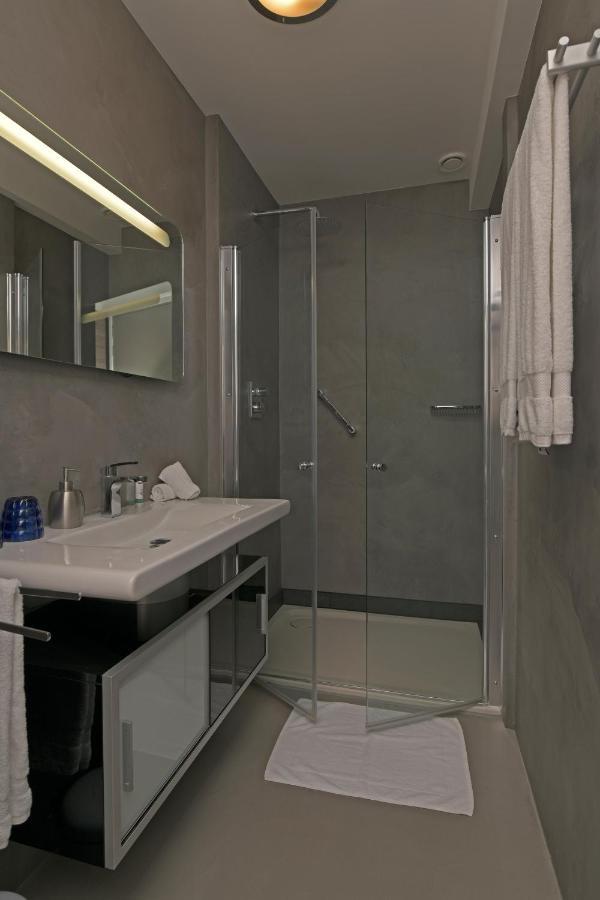 Black Jack Suites Amsterdam Extérieur photo